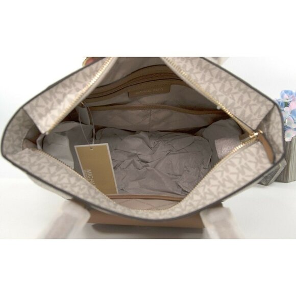 Michael Kors Joey Vanilla Monogram Acorn Leather Pocket Travel Tote NWT - Picture 7 of 7